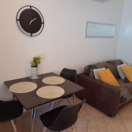Studio Apartments Pinia-Marina Poreč Exterior foto
